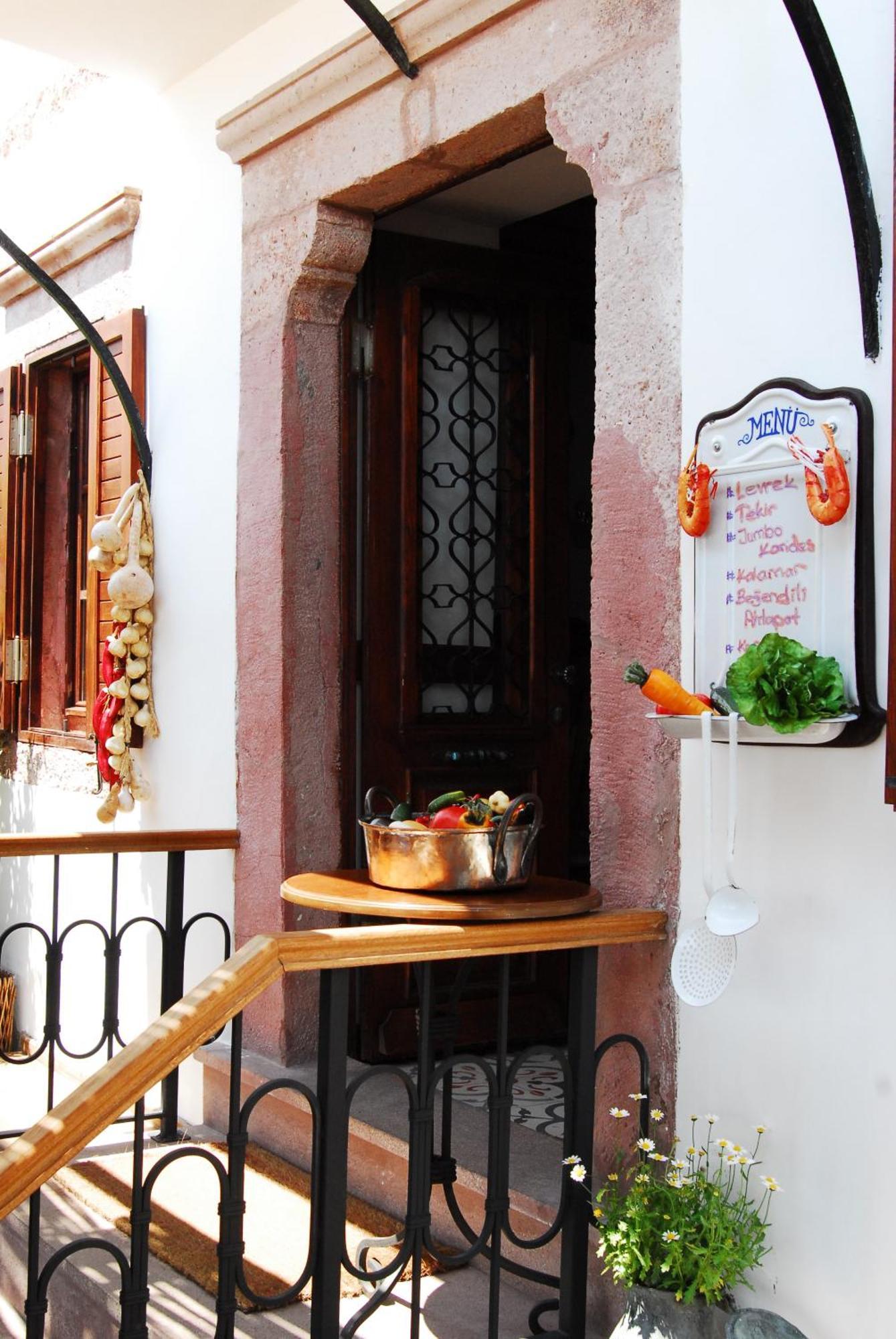 Aliye Hanim Hotel Ayvalı 외부 사진